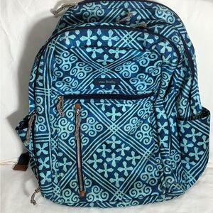 VERA BRADLEY Lighten Up Grand Backpack paisley tiles EUC